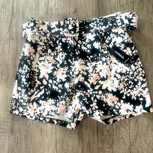 Express Black White and Pink Belted High Rise Shortie Size 00